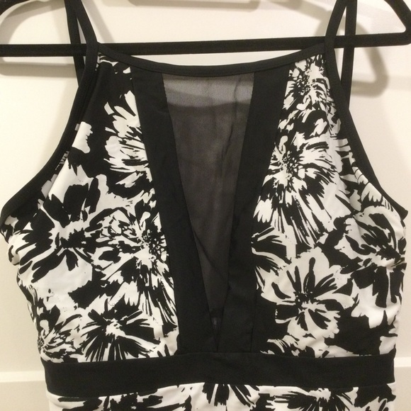 Back & White One Piece High Neck Swimsuit NWOT - Picture 2 of 5
